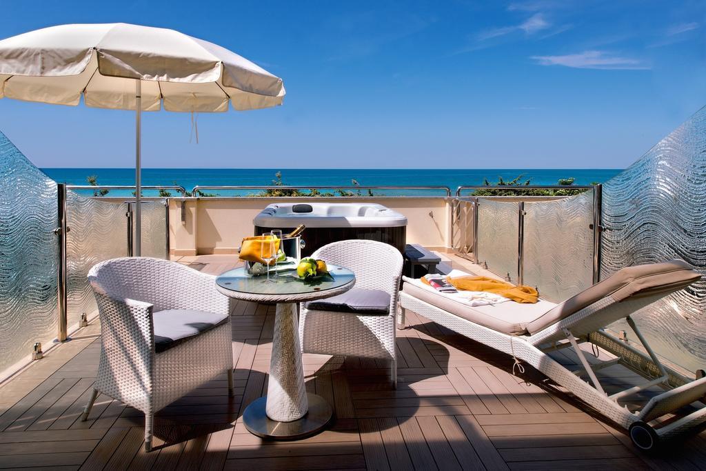 Hotel I Ginepri Marina di Castagneto Carducci Værelse billede