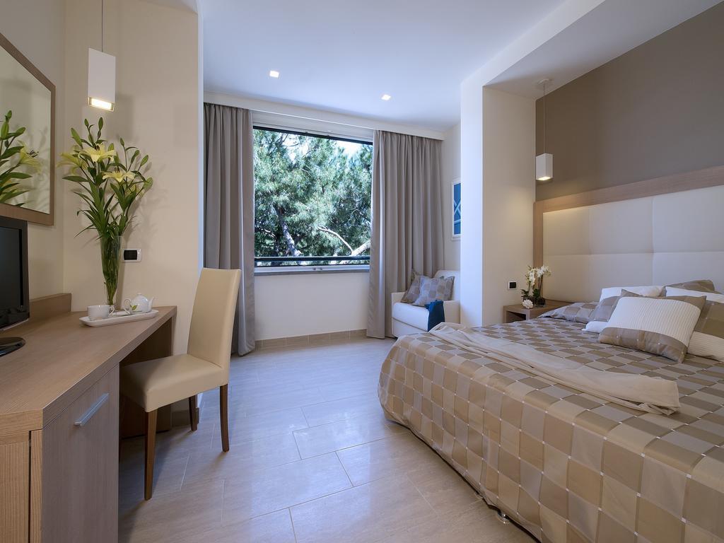 Hotel I Ginepri Marina di Castagneto Carducci Værelse billede