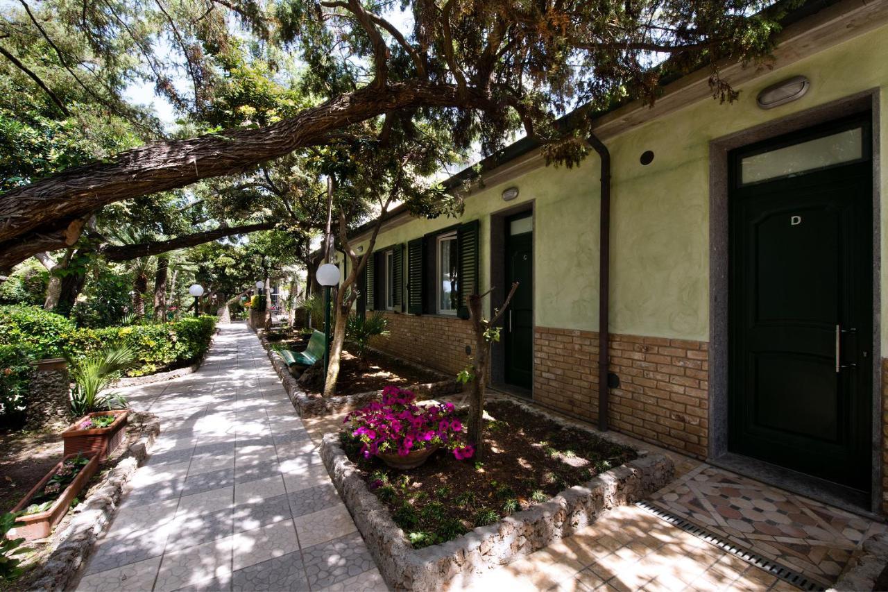 Hotel I Ginepri Marina di Castagneto Carducci Eksteriør billede